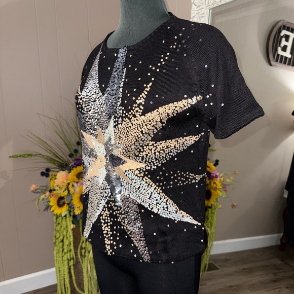 Michael Simon • Sequin Star Knit Short Sleeve Sweater - Picture 10 of 15